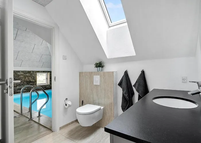 Lovely In With Sauna